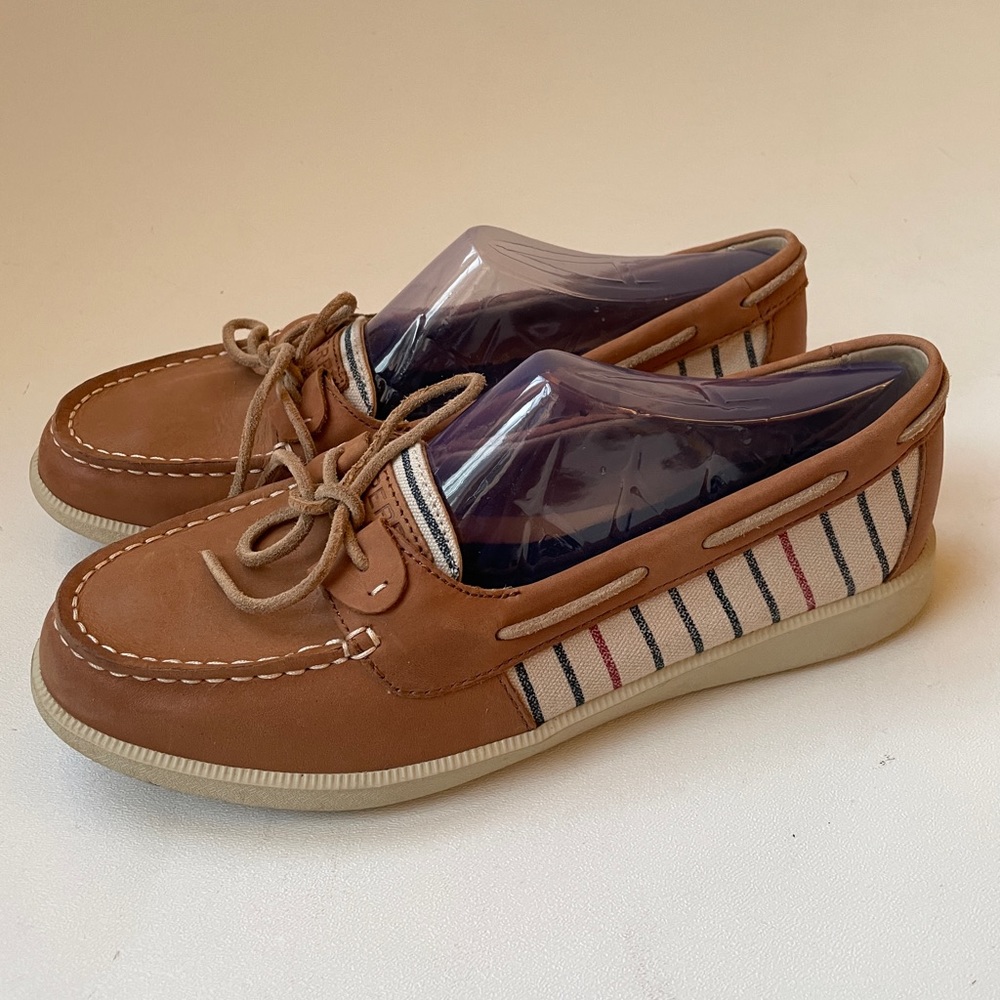 COPY - Speedy Oasis Loft Stripe Boat Shoes Size 9M